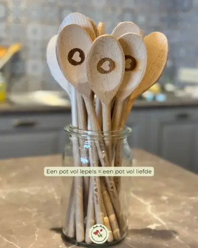 Houten lepel (1 stuk) met gravure